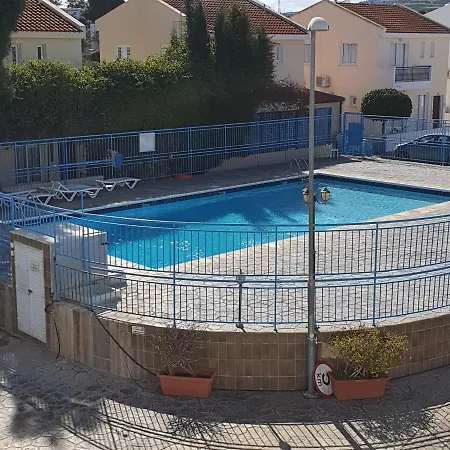 G&e Harbour 21 - Two Bedroom Appartement Lachi
